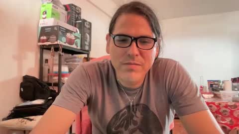 Snapshot of amo_s chatting on 11.05.25 amo_s online show from 11.05.25