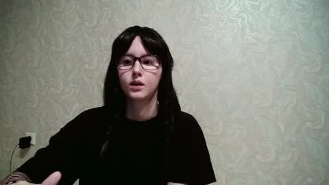 Amomira online show from 09.11.25