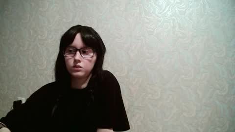 Snapshot of amomira_honeyx chatting on 12.16.25 Amomira honeyx online show from 12.16.25