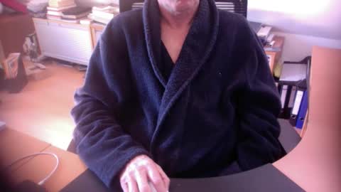 Snapshot of amor2200 chatting on 03.22.26 Amor2200 online show from 03.22.26