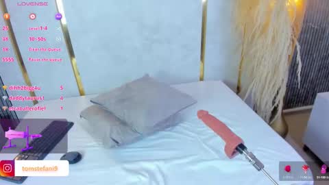 Snapshot of amor_smith_ chatting on 09.27.25 Tefy online show from 09.27.25