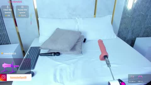 Snapshot of amor_smith_ chatting on 10.26.25 Tefy online show from 10.26.25