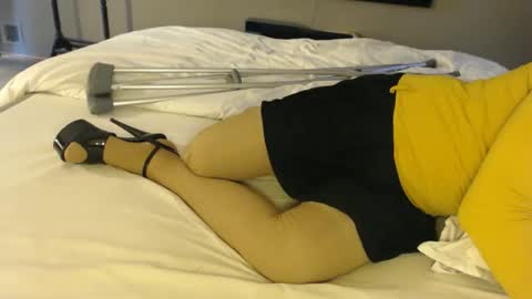 Snapshot of amputee_trans chatting on 02.17.26 amputee_trans online show from 02.17.26