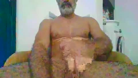 Snapshot of amram1985 chatting on 11.08.25 amram1985 online show from 11.08.25