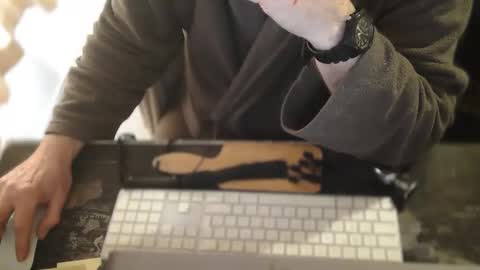 amslave4f online show from 04.26.26