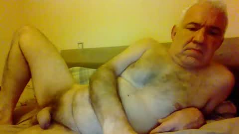 Snapshot of amstel69 chatting on 11.28.25 amstel69 online show from 11.28.25