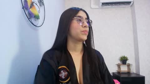 amy__wats0n online show from 10.14.25