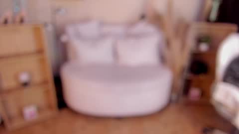 Snapshot of amy_kiitty chatting on 01.03.25 online show from 01.03.25