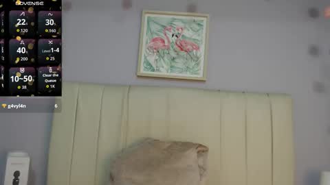 Snapshot of amy_le chatting on 11.10.25 Amy online show from 11.10.25