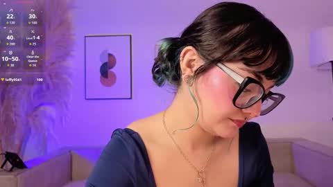 Snapshot of amy_lit chatting on 01.14.26 Hello I am Allison Welcome to my room and let is have a good time together whith me online show from 01.14.26