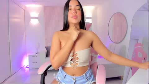 Emily online show from 01.16.25