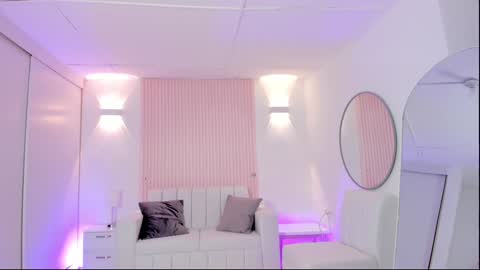 Emily online show from 01.20.25