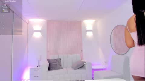 Emily online show from 01.25.25