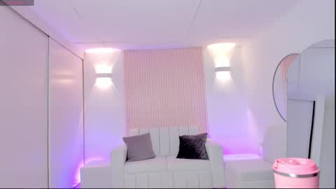 Emily online show from 03.07.25