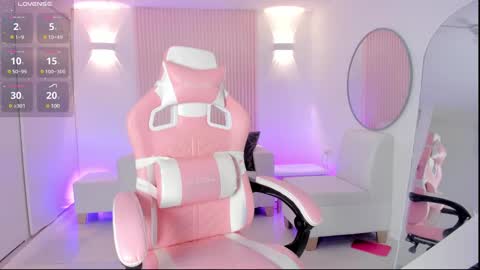 Emily online show from 03.12.25