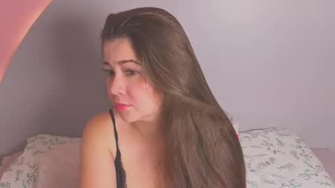 Snapshot of amy_vans_ chatting on 03.05.26 Amy nickname Kirby online show from 03.05.26