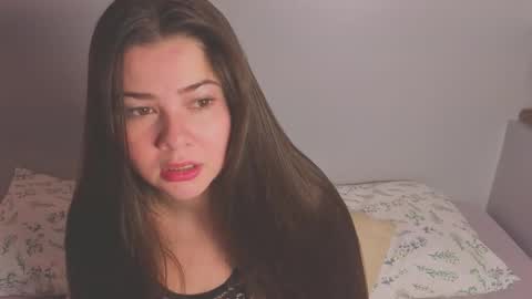 Snapshot of amy_vans_ chatting on 03.08.26 Amy nickname Kirby online show from 03.08.26