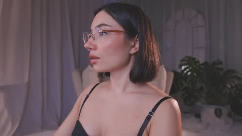 Amy Armstrong online show from 05.02.26