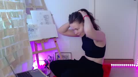 Snapshot of amydreamgirl chatting on 05.20.26 amydreamgirl online show from 05.20.26