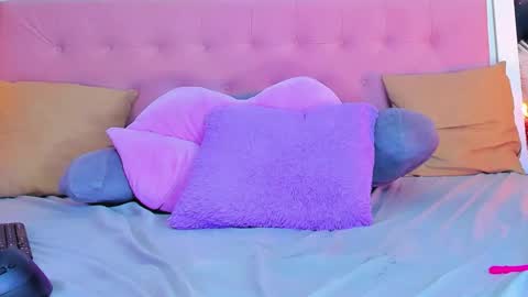 Snapshot of amyevaans1 chatting on 02.24.26 Amyevaans1 online show from 02.24.26