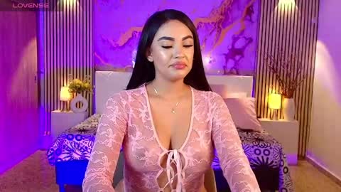 Snapshot of amyjohnsonn chatting on 06.04.26 amyjohnsonn online show from 06.04.26
