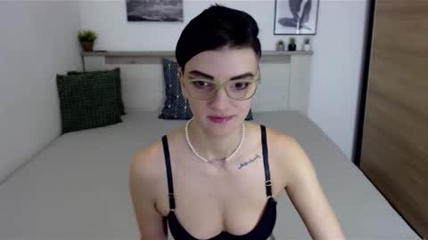Snapshot of amylexy chatting on 12.06.24 Hi there guys  My pleasure in your hands  pvt is open online show from 12.06.24
