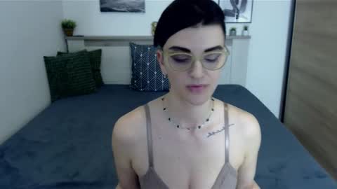 Snapshot of amylexy chatting on 02.28.25 Hi there guys  My pleasure in your hands  pvt is open online show from 02.28.25