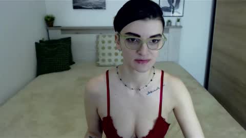 Snapshot of amylexy chatting on 03.09.25 Hi there guys  My pleasure in your hands  pvt is open online show from 03.09.25