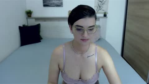 Snapshot of amylexy chatting on 07.19.26 Hi there guys My pleasure in your hands pvt is open online show from 07.19.26