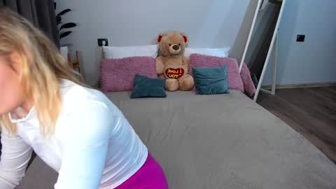 amymilson online show from 12.04.24