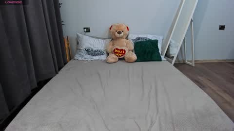 amymilson online show from 02.27.25