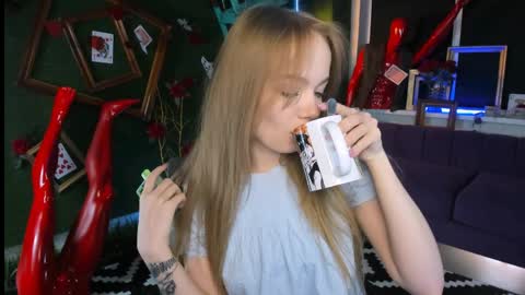 Snapshot of amynox chatting on 03.26.26 Amy online show from 03.26.26