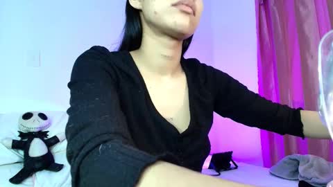 Snapshot of amyolimpo chatting on 05.10.26 Amy ... Nice to meet u thumb up me please its important online show from 05.10.26
