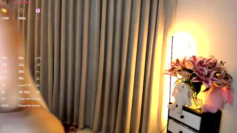 Snapshot of amyvilvet chatting on 04.10.26 amyvilvet online show from 04.10.26