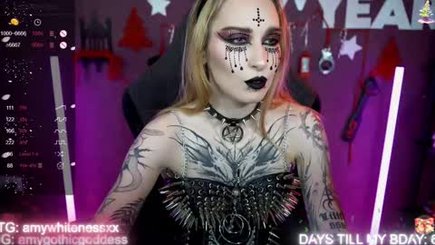 Snapshot of amywhitenessxx chatting on 12.19.25 Amy switch Goddess divine Mistress online show from 12.19.25