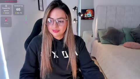    online show from 05.04.26