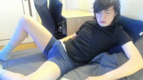 Snapshot of an0nymouse3 chatting on 02.10.25 Alex online show from 02.10.25