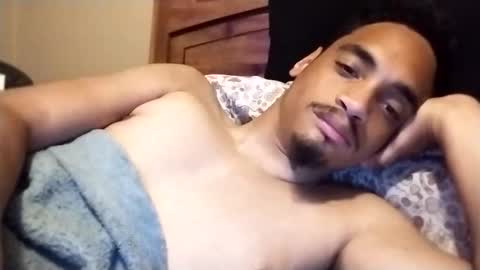 Snapshot of an377432 chatting on 11.01.25 an377432 online show from 11.01.25