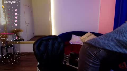 Snapshot of an6elica chatting on 02.16.25 Angie online show from 02.16.25