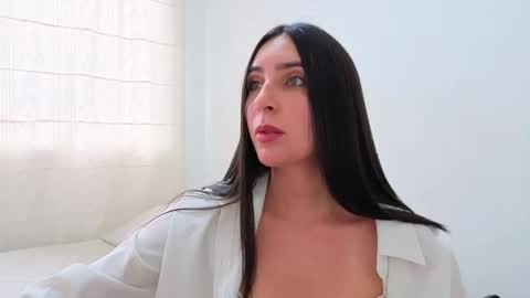 Snapshot of ana_castilo chatting on 12.05.25 Ana IG an castillo 1 online show from 12.05.25