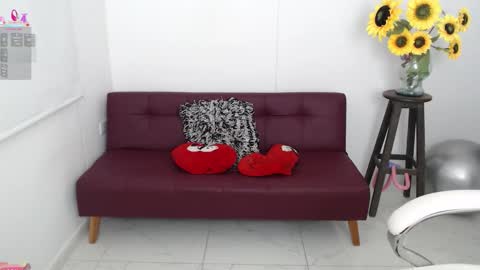 Snapshot of ana_hotmilfx chatting on 09.14.25 ANA online show from 09.14.25