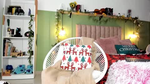 Snapshot of ana_jasper chatting on 12.02.24 Ana Maria online show from 12.02.24