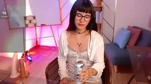 Snapshot of ana_luve chatting on 06.15.26 Ana online show from 06.15.26