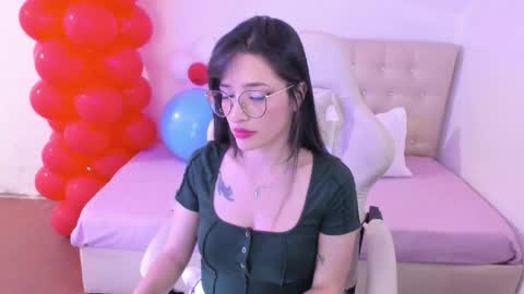 Im anna but you can call me as you want online show from 03.08.26