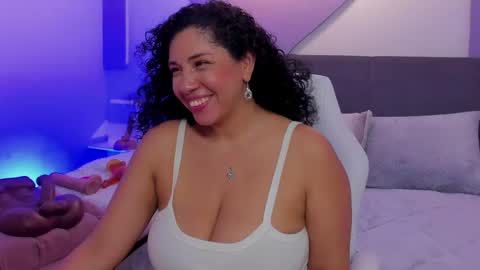 Snapshot of ana_sweet8 chatting on 03.03.25 Ana My schedule 0400 - 1600 GMT -5 online show from 03.03.25