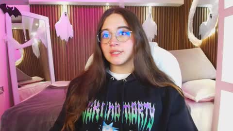 Ana online show from 10.16.25