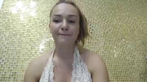 Snapshot of anabeatrice29 chatting on 02.04.25 Ana online show from 02.04.25