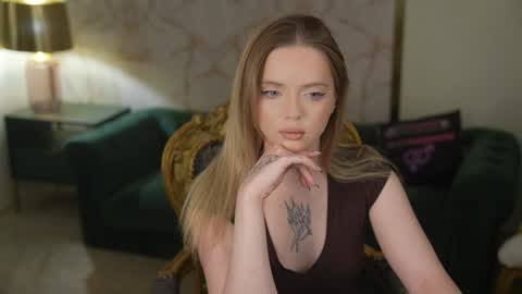 Snapshot of anabel2054 chatting on 07.11.26 Sweet girls online show from 07.11.26