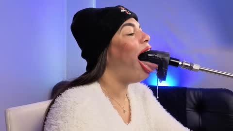 Snapshot of anabel693_ chatting on 03.27.26 Anabel Alice Gandara online show from 03.27.26