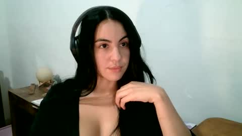 Snapshot of anabelenogueira1 chatting on 06.04.26 anabelenogueira1 online show from 06.04.26
